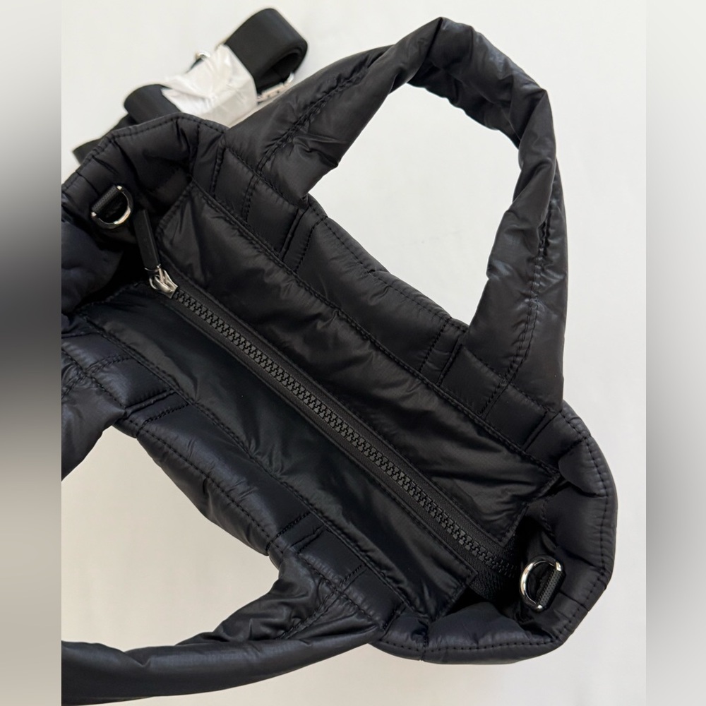 Lululemon Quilted Grid Small Tote, Black - Picture 8 of 16
